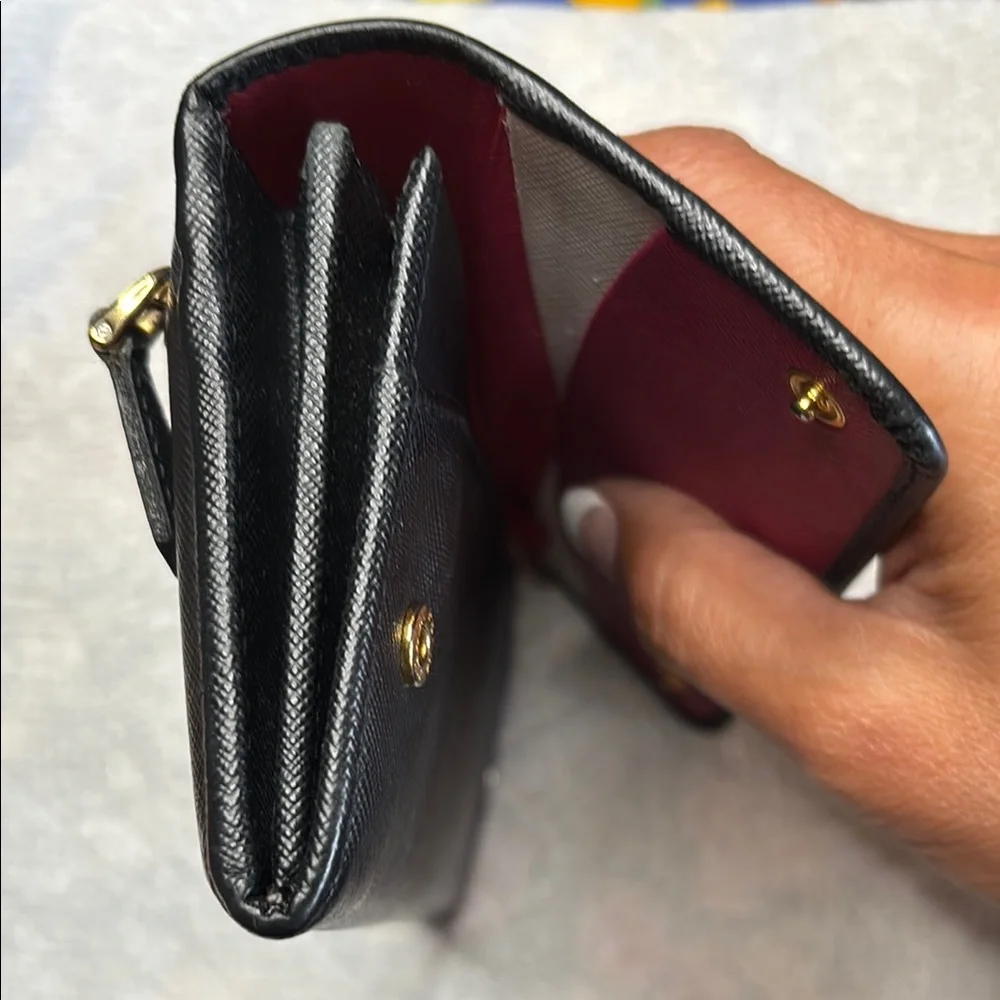 Prada Large Saffiano Wallet - Picture 11 of 15
